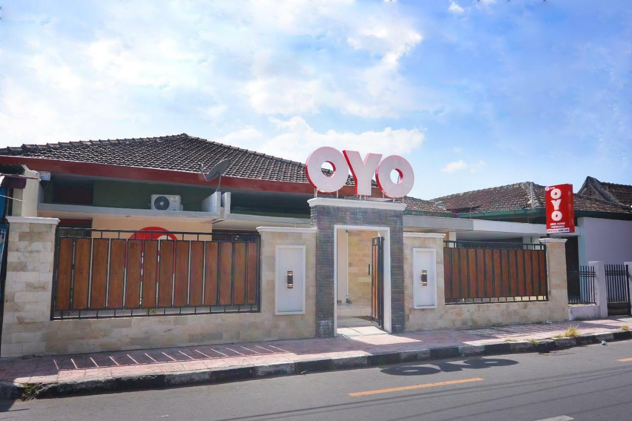 Super Oyo 1046 Omah Pathok Ξενοδοχείο Γιογκιακάρτα Εξωτερικό φωτογραφία